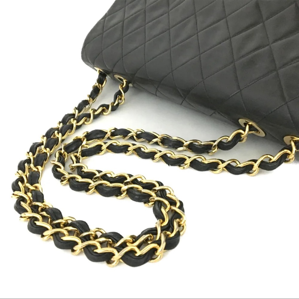 CHANEL Maxi Jumbo 34 Quilted Matelasse XL Lambskin vintage Crossbody flap Bag CC - Picture 8 of 15